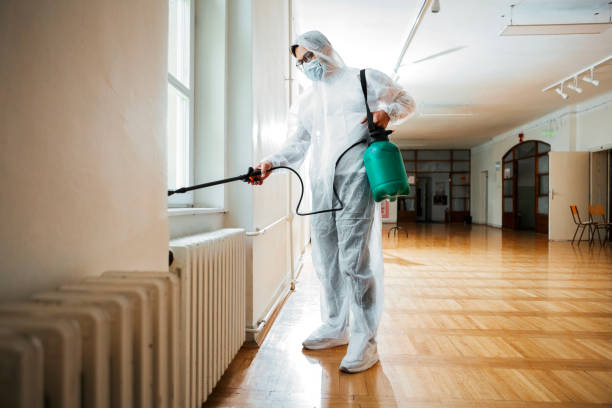 Best Commercial Pest Control Services  in Smithville, TN